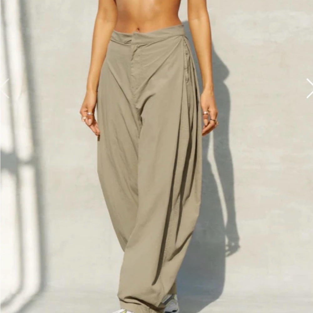 Joah Brown Wide-Leg Harem Pants in Taupe - Picture 1 of 7